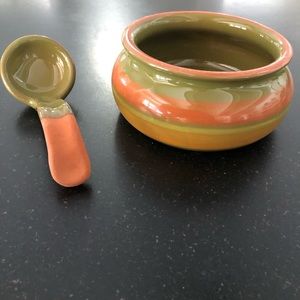 EUC Mexican inspired terra-cotta salsa and/or guacamole serving dish with ladle.